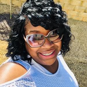 Meet your Posher, Hilda